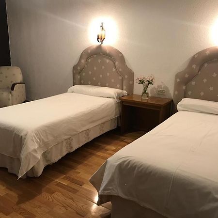 Hotel Las Caldas Las Caldas De Besaya Luaran gambar